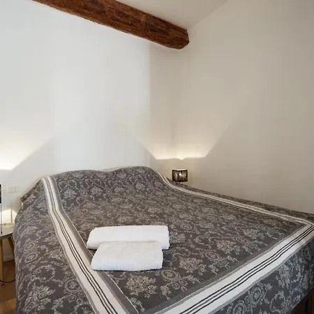 Modern 1br Flat In Center Prime Location Διαμέρισμα